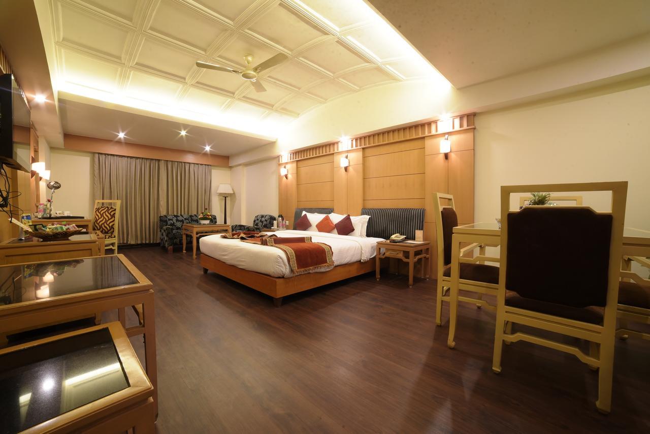 Hotel Babylon Inn Raipur  Luaran gambar